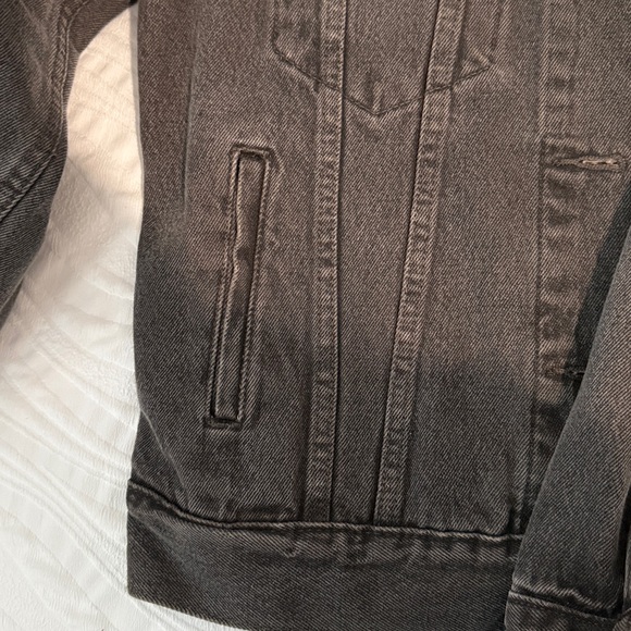 Levi's Black Denim Jacket - Picture 6 of 7